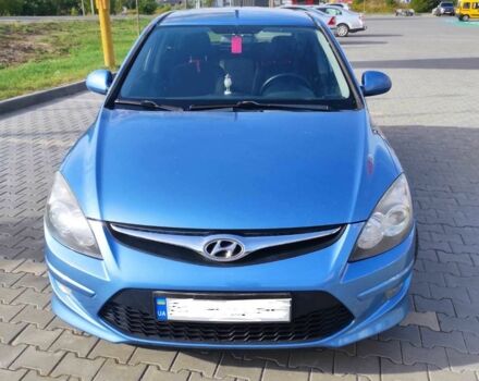 Синій Хендай i30, об'ємом двигуна 1.6 л та пробігом 257 тис. км за 7200 $, фото 1 на Automoto.ua