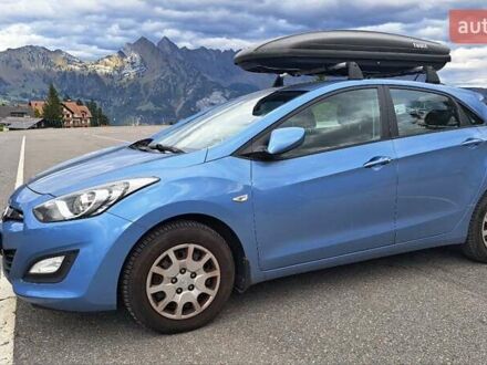 Синий Хендай i30, объемом двигателя 1.59 л и пробегом 121 тыс. км за 11247 $, фото 1 на Automoto.ua