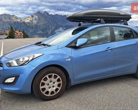Синий Хендай i30, объемом двигателя 1.59 л и пробегом 121 тыс. км за 11247 $, фото 1 на Automoto.ua
