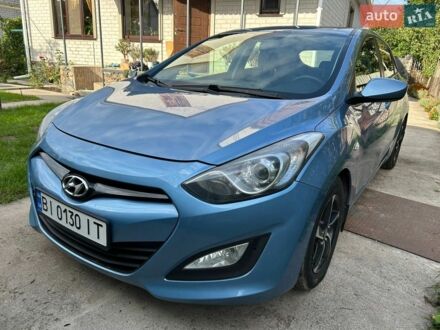 Синий Хендай i30, объемом двигателя 1.4 л и пробегом 212 тыс. км за 8100 $, фото 1 на Automoto.ua