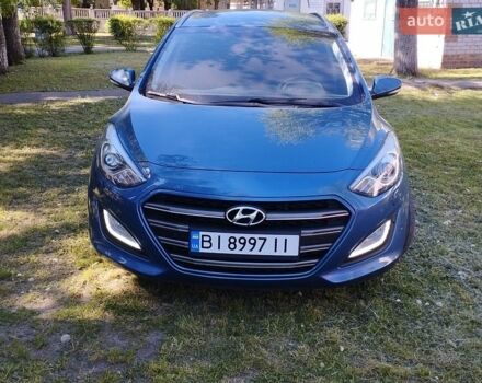 Синий Хендай i30, объемом двигателя 1.58 л и пробегом 182 тыс. км за 11800 $, фото 1 на Automoto.ua