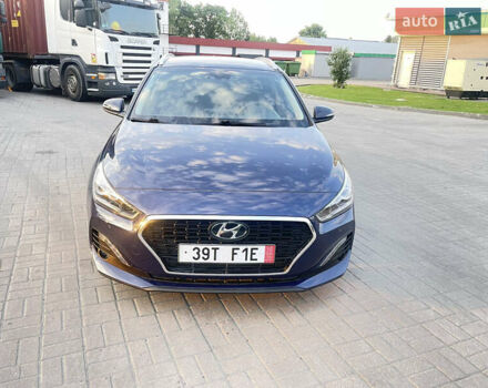Синий Хендай i30, объемом двигателя 1.4 л и пробегом 201 тыс. км за 11800 $, фото 1 на Automoto.ua