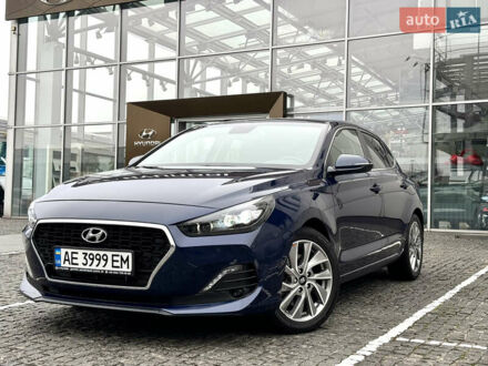 Хендай i30 2019 в Днепре (Днепропетровске) на Automoto.ua Синий Хендай i30, объемом двигателя 1.35 л и пробегом 21 тыс. км за 16999 $, фото 1 на Automoto.ua