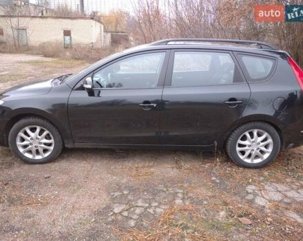 Чорний Хендай i30 Wagon, об'ємом двигуна 2 л та пробігом 176 тис. км за 7800 $, фото 6 на Automoto.ua