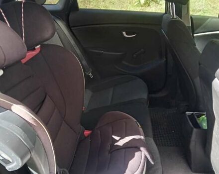 Черный Хендай i30 Wagon, объемом двигателя 1.4 л и пробегом 79 тыс. км за 10300 $, фото 2 на Automoto.ua