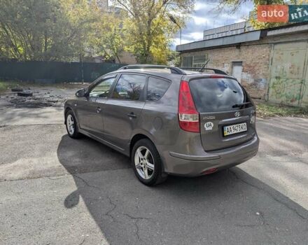 Коричневый Хендай i30 Wagon, объемом двигателя 1.6 л и пробегом 236 тыс. км за 7200 $, фото 2 на Automoto.ua