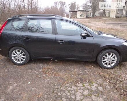 Хендай i30 Wagon, об'ємом двигуна 2 л та пробігом 176 тис. км за 7800 $, фото 12 на Automoto.ua