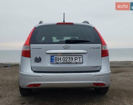 Сірий Хендай i30 Wagon, об'ємом двигуна 1.59 л та пробігом 205 тис. км за 7500 $, фото 1 на Automoto.ua