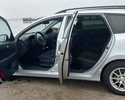 Сірий Хендай i30 Wagon, об'ємом двигуна 1.59 л та пробігом 205 тис. км за 7500 $, фото 14 на Automoto.ua