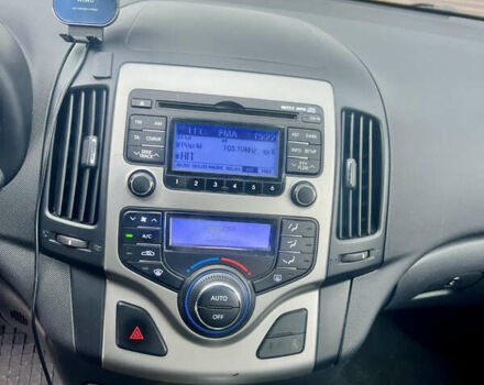 Серый Хендай i30 Wagon, объемом двигателя 1.6 л и пробегом 311 тыс. км за 7800 $, фото 11 на Automoto.ua