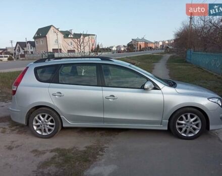 Серый Хендай i30 Wagon, объемом двигателя 1.6 л и пробегом 375 тыс. км за 7100 $, фото 7 на Automoto.ua