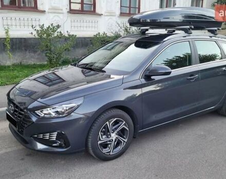 Серый Хендай i30 Wagon, объемом двигателя 1.5 л и пробегом 55 тыс. км за 19000 $, фото 2 на Automoto.ua