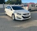 Белый Хендай и40, объемом двигателя 1.7 л и пробегом 294 тыс. км за 7500 $, фото 1 на Automoto.ua
