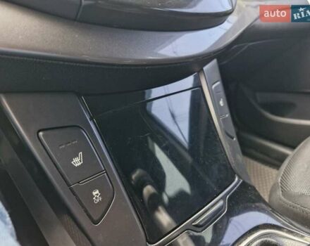 Белый Хендай и40, объемом двигателя 1.69 л и пробегом 245 тыс. км за 6999 $, фото 24 на Automoto.ua