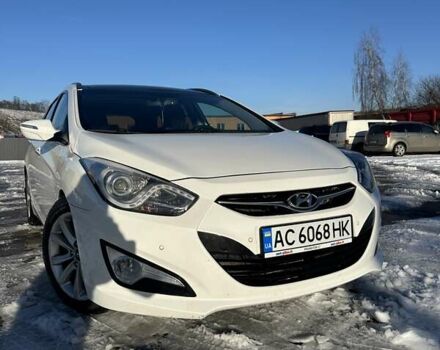 Белый Хендай и40, объемом двигателя 1.7 л и пробегом 232 тыс. км за 11200 $, фото 2 на Automoto.ua