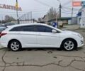 Белый Хендай и40, объемом двигателя 1.69 л и пробегом 245 тыс. км за 6999 $, фото 3 на Automoto.ua