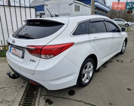 Белый Хендай и40, объемом двигателя 1.69 л и пробегом 245 тыс. км за 6999 $, фото 6 на Automoto.ua