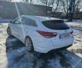 Белый Хендай и40, объемом двигателя 1.7 л и пробегом 232 тыс. км за 11200 $, фото 4 на Automoto.ua