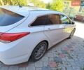 Белый Хендай и40, объемом двигателя 1.7 л и пробегом 200 тыс. км за 8700 $, фото 1 на Automoto.ua