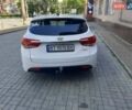 Белый Хендай и40, объемом двигателя 1.69 л и пробегом 245 тыс. км за 8100 $, фото 10 на Automoto.ua