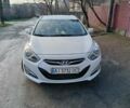 Белый Хендай и40, объемом двигателя 1.7 л и пробегом 333 тыс. км за 8500 $, фото 5 на Automoto.ua
