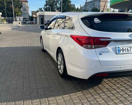 Білий Хендай і40, об'ємом двигуна 1.7 л та пробігом 294 тис. км за 9500 $, фото 6 на Automoto.ua
