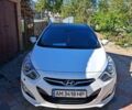 Белый Хендай и40, объемом двигателя 1.7 л и пробегом 200 тыс. км за 8700 $, фото 4 на Automoto.ua