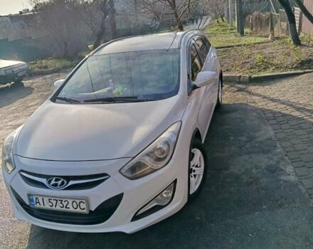 Белый Хендай и40, объемом двигателя 1.7 л и пробегом 333 тыс. км за 8500 $, фото 6 на Automoto.ua