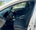 Белый Хендай и40, объемом двигателя 1.7 л и пробегом 266 тыс. км за 8600 $, фото 15 на Automoto.ua