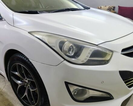 Белый Хендай и40, объемом двигателя 0 л и пробегом 293 тыс. км за 9350 $, фото 6 на Automoto.ua