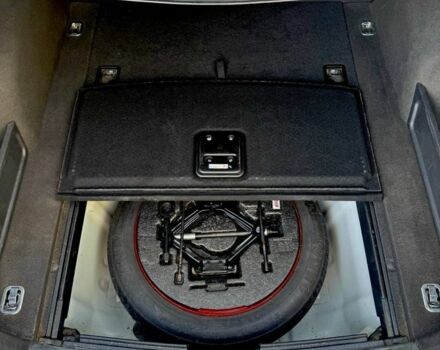 Белый Хендай и40, объемом двигателя 1.7 л и пробегом 266 тыс. км за 8600 $, фото 9 на Automoto.ua