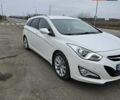 Белый Хендай и40, объемом двигателя 1.7 л и пробегом 241 тыс. км за 9800 $, фото 4 на Automoto.ua