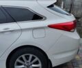 Белый Хендай и40, объемом двигателя 1.7 л и пробегом 270 тыс. км за 8700 $, фото 1 на Automoto.ua