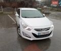 Белый Хендай и40, объемом двигателя 1.7 л и пробегом 229 тыс. км за 9200 $, фото 1 на Automoto.ua