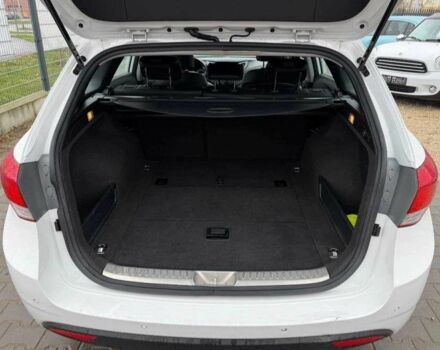 Білий Хендай і40, об'ємом двигуна 1.7 л та пробігом 104 тис. км за 8200 $, фото 23 на Automoto.ua