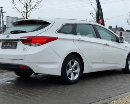 Білий Хендай і40, об'ємом двигуна 1.7 л та пробігом 104 тис. км за 8200 $, фото 8 на Automoto.ua