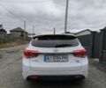 Белый Хендай и40, объемом двигателя 1.7 л и пробегом 240 тыс. км за 11500 $, фото 2 на Automoto.ua