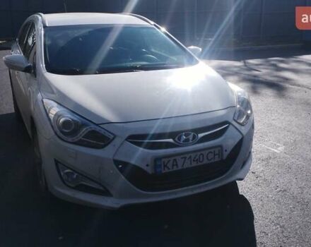 Білий Хендай і40, об'ємом двигуна 1.7 л та пробігом 184 тис. км за 11000 $, фото 4 на Automoto.ua