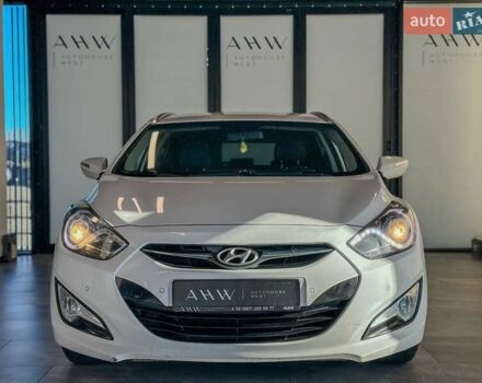 Белый Хендай и40, объемом двигателя 1.7 л и пробегом 288 тыс. км за 9300 $, фото 1 на Automoto.ua
