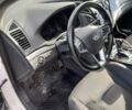 Белый Хендай и40, объемом двигателя 1.7 л и пробегом 235 тыс. км за 5600 $, фото 6 на Automoto.ua
