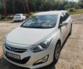 Белый Хендай и40, объемом двигателя 1.69 л и пробегом 288 тыс. км за 9500 $, фото 1 на Automoto.ua