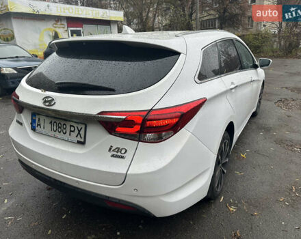 Белый Хендай и40, объемом двигателя 1.7 л и пробегом 190 тыс. км за 9000 $, фото 10 на Automoto.ua
