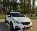 Белый Хендай и40, объемом двигателя 1.7 л и пробегом 259 тыс. км за 12400 $, фото 1 на Automoto.ua