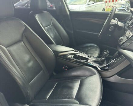 Белый Хендай и40, объемом двигателя 1.7 л и пробегом 190 тыс. км за 8999 $, фото 27 на Automoto.ua