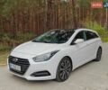 Белый Хендай и40, объемом двигателя 1.7 л и пробегом 205 тыс. км за 14000 $, фото 1 на Automoto.ua