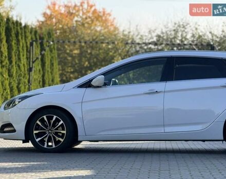 Хендай и40 2016 в Дубно на Automoto.ua Белый Хендай и40, объемом двигателя 1.7 л и пробегом 189 тыс. км за 13950 $, фото 28 на Automoto.ua