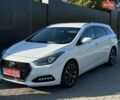 Белый Хендай и40, объемом двигателя 1.7 л и пробегом 192 тыс. км за 12500 $, фото 1 на Automoto.ua