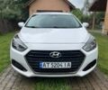 Білий Хендай і40, об'ємом двигуна 1.69 л та пробігом 225 тис. км за 10700 $, фото 6 на Automoto.ua