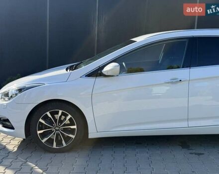Хендай и40 2016 в Дубно на Automoto.ua Белый Хендай и40, объемом двигателя 1.7 л и пробегом 189 тыс. км за 13950 $, фото 11 на Automoto.ua