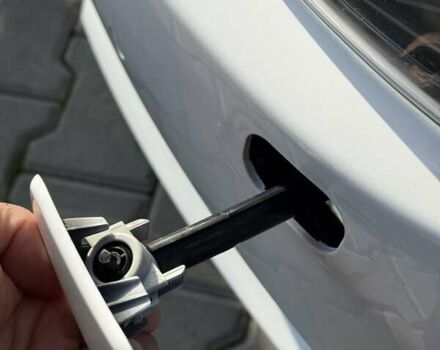 Хендай и40 2016 в Дубно на Automoto.ua Белый Хендай и40, объемом двигателя 1.7 л и пробегом 189 тыс. км за 13950 $, фото 43 на Automoto.ua